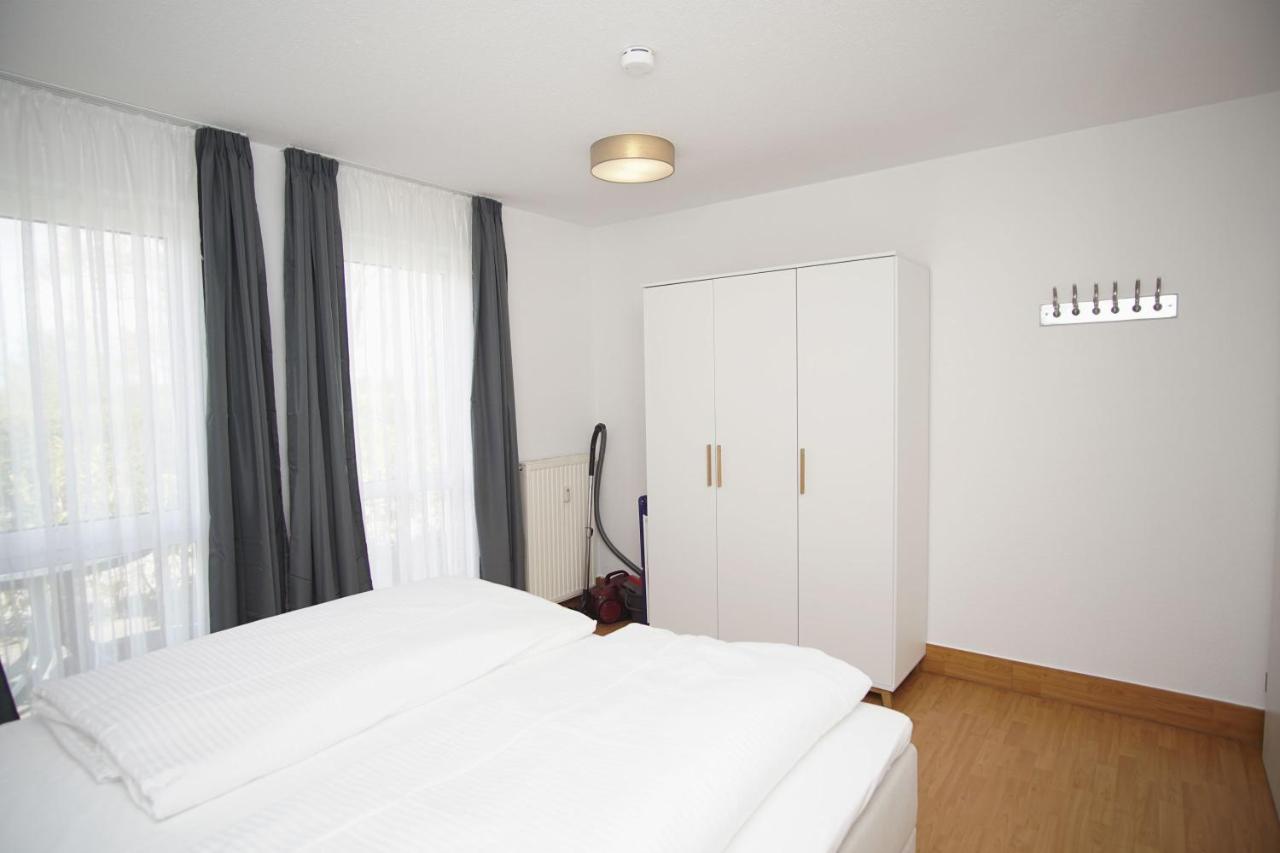 Strandnah Mit Terrasse, Gratis Nutzung Vom Ahoi Erlebnisbad Und Sauna In Sellin - Strandhaus Moenchgut Fewo06 Lobbe Bagian luar foto