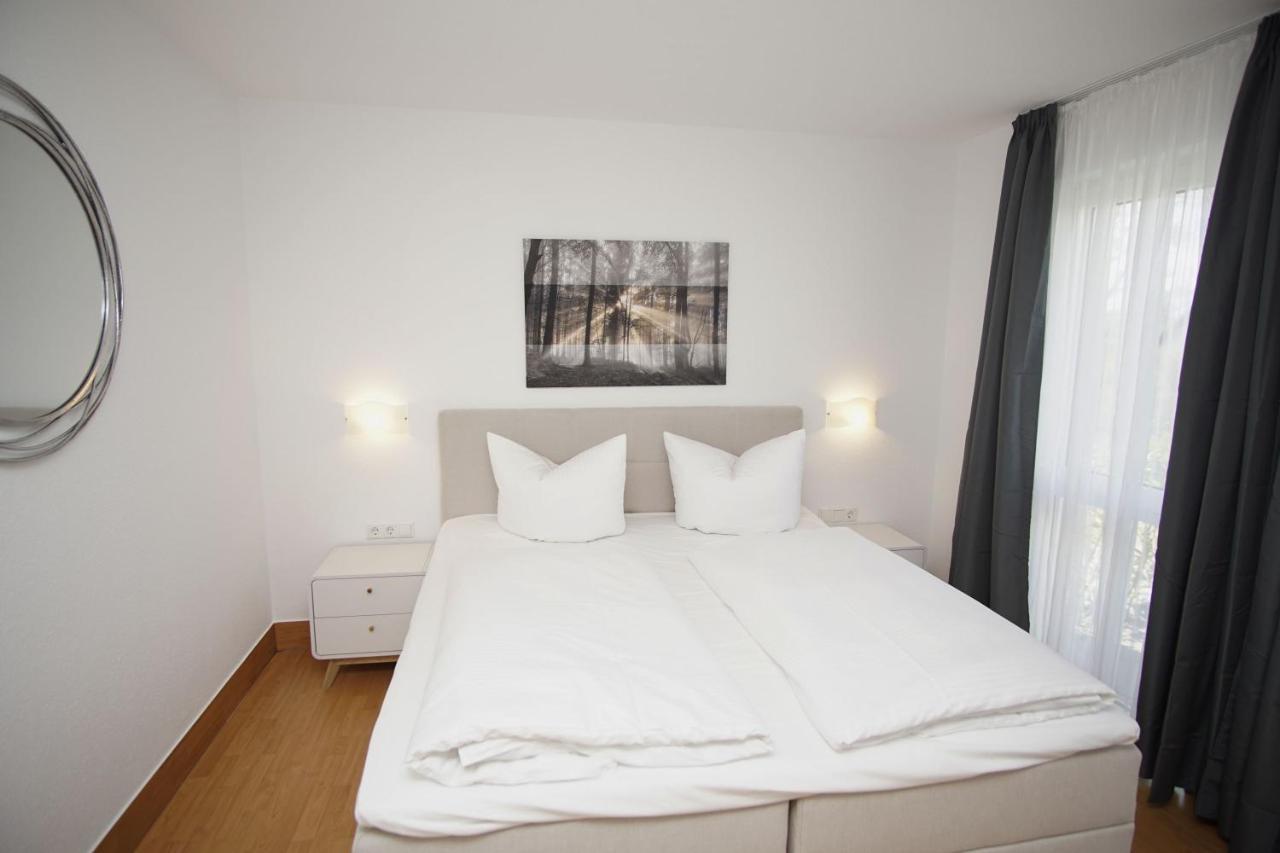 Strandnah Mit Terrasse, Gratis Nutzung Vom Ahoi Erlebnisbad Und Sauna In Sellin - Strandhaus Moenchgut Fewo06 Lobbe Bagian luar foto